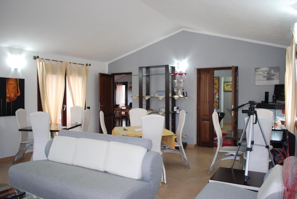 Bed and Breakfast Eldivin San Teodoro  Zewnętrze zdjęcie
